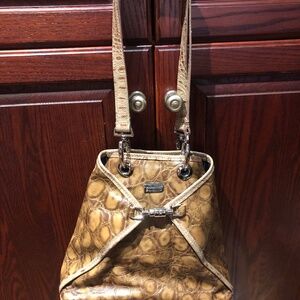 BSWANKY Shoulder Bag-Poshmark isn't letting anyone buy this item,it's on eBay to